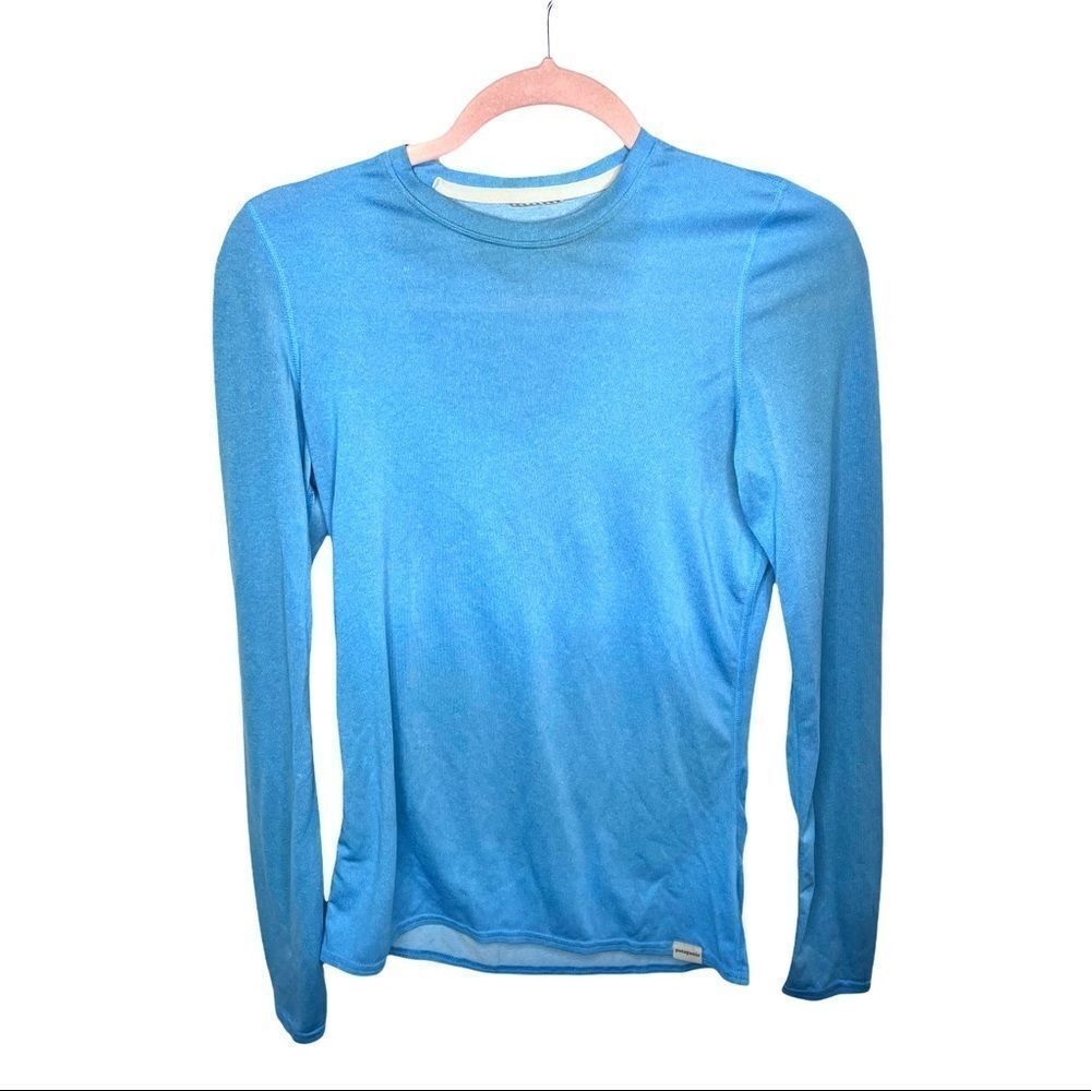 Patagonia Blue Capellene Silkweight Long Sleeved Athletic Top XS